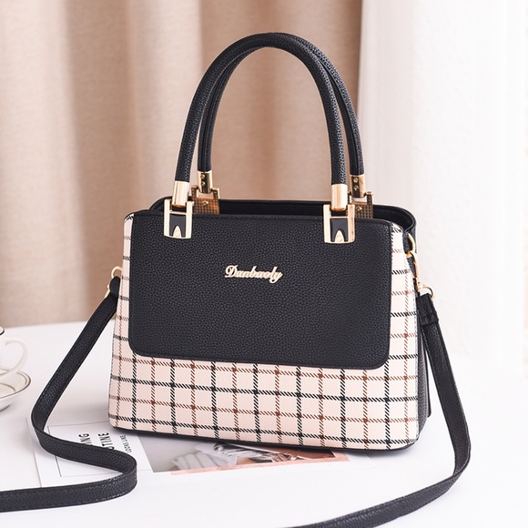 Only 1 left! Danbaoly Handbag - Picture 4 of 8